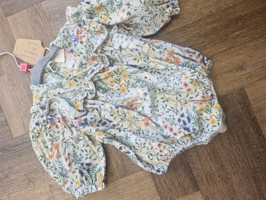 Floral baby girl romper preloved